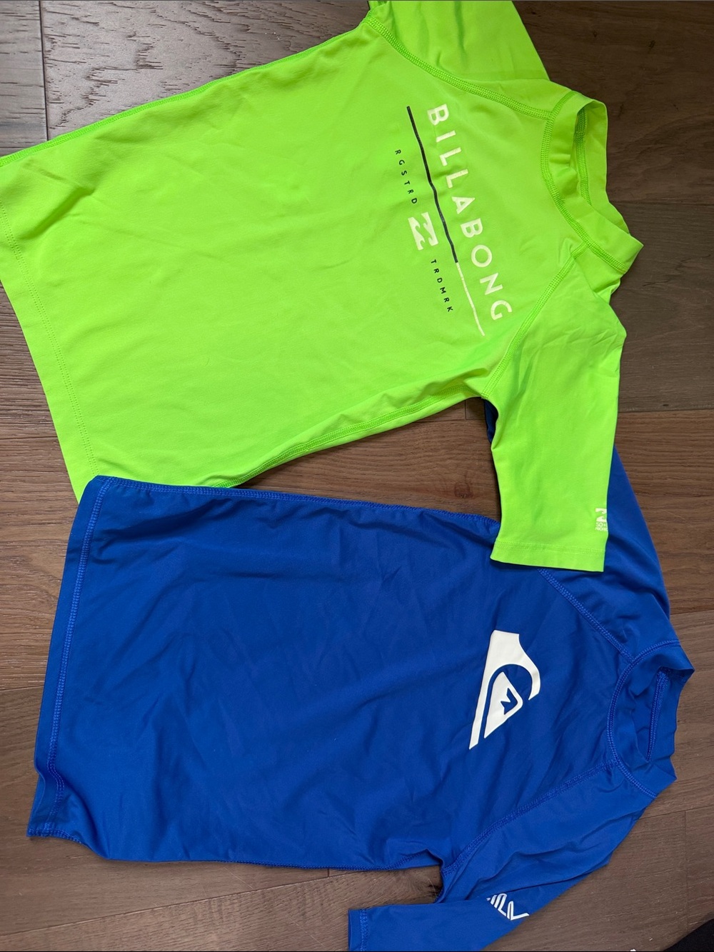 Billabong Neon Green and Royal Blue Short-Sleeve Rash Guard Set